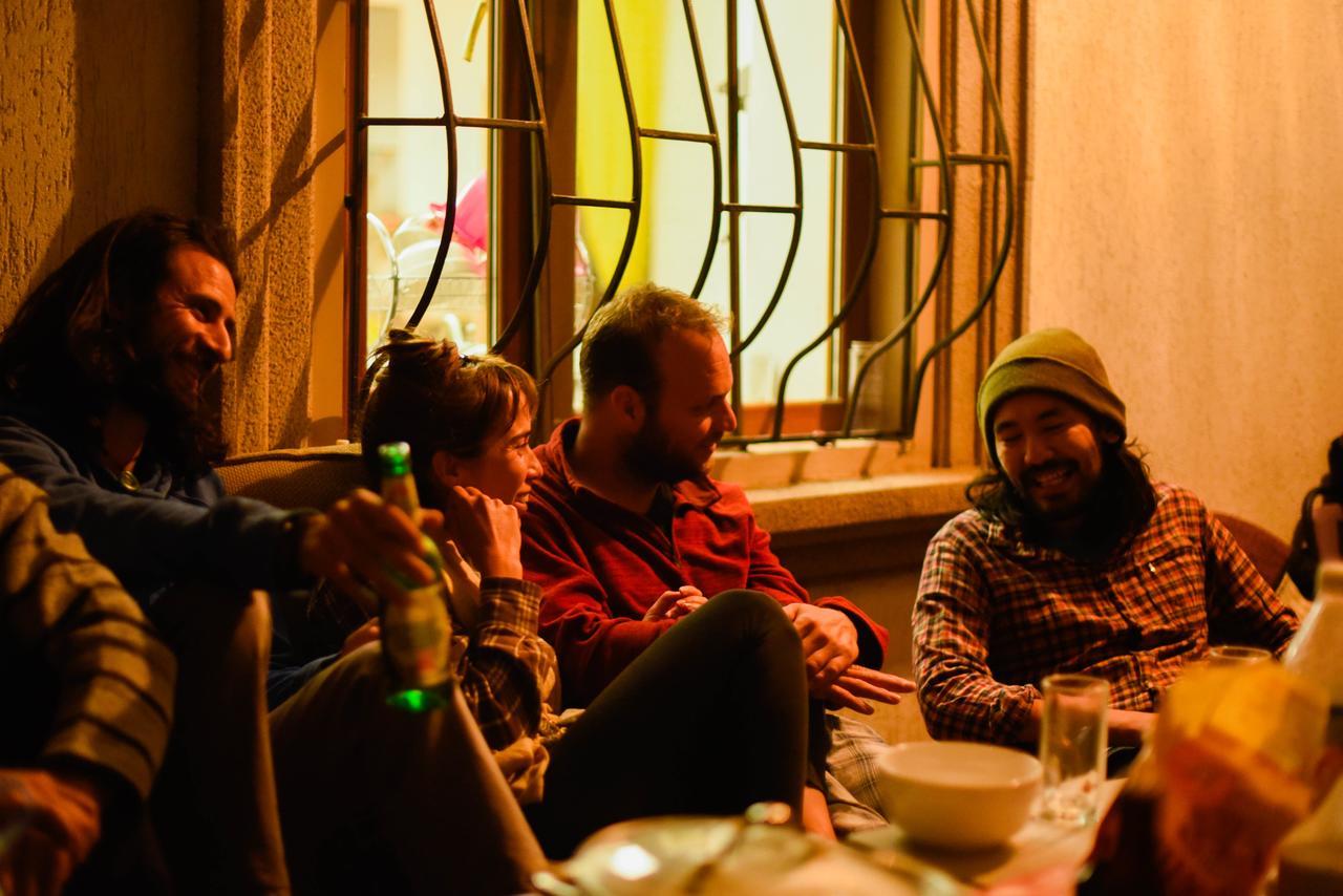 "European" Backpackers Hostel In Almati Kültér fotó
